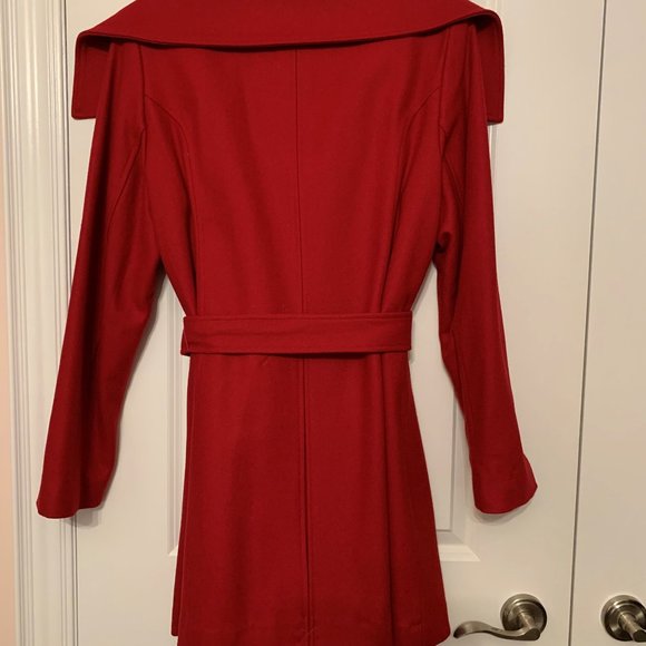 Red Coat - Picture 2 of 2